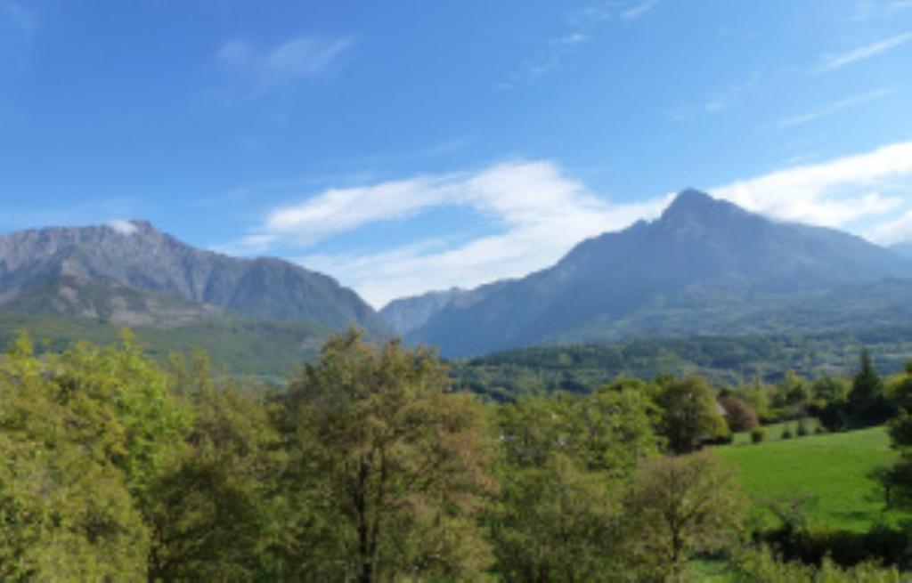 Le Rocher Des Ducs, Vue Sur Montagne, Abris Voitures Et Motos Le Glaizil Szoba fotó